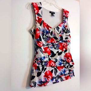 White | Black Sleeveless Floral Tiered Shell Top | Size M